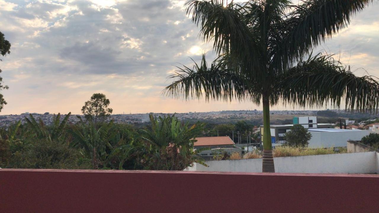 Hotel Aeroporto Marília Exteriör bild